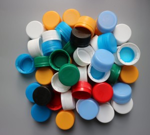 MỘT SỐ LOẠI NẮP NHỰA PHỔ BIẾN HIỆN NAY